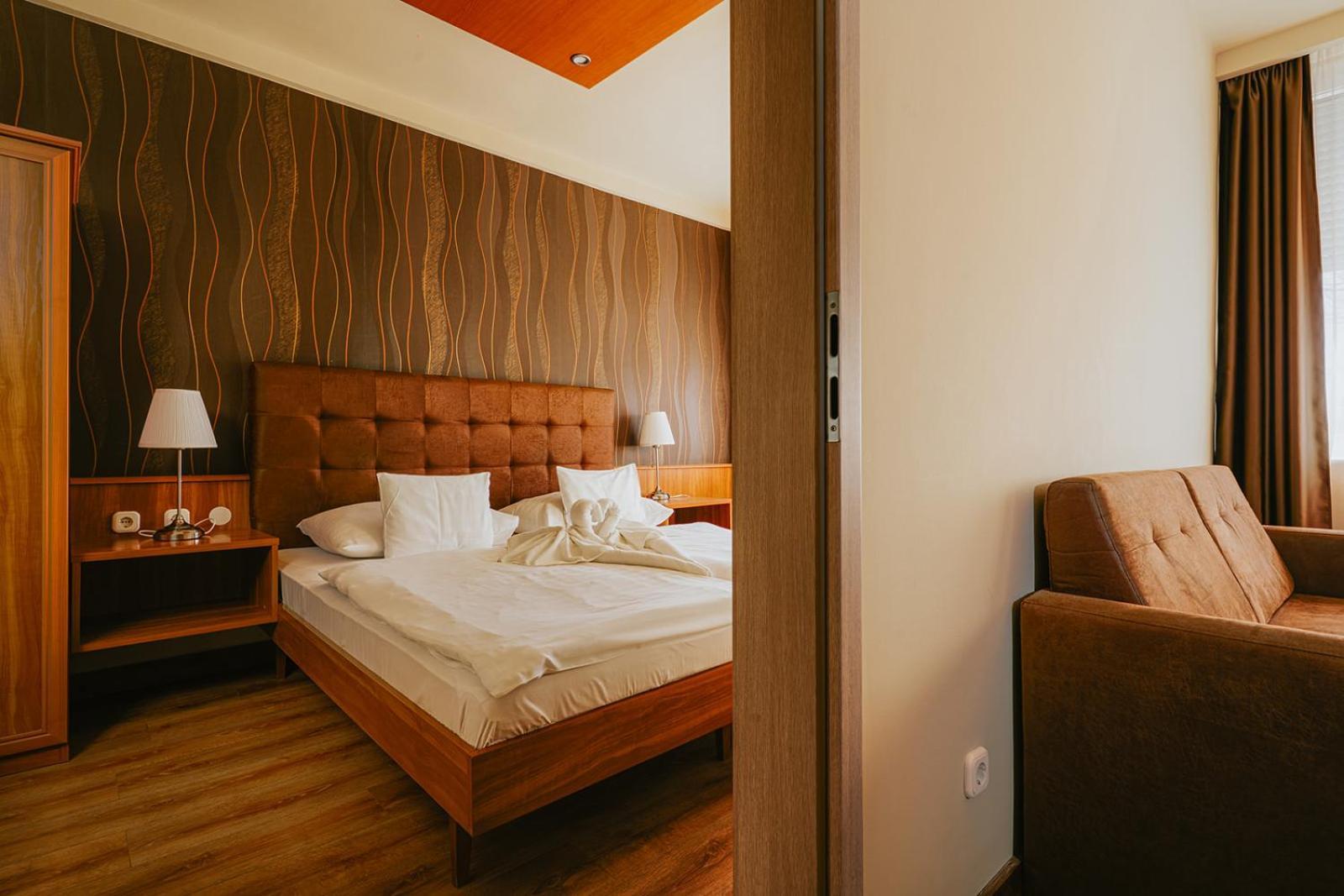 Aqua Hotel Gyula Eksteriør bilde
