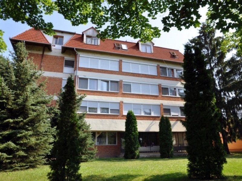 Aqua Hotel Gyula Eksteriør bilde